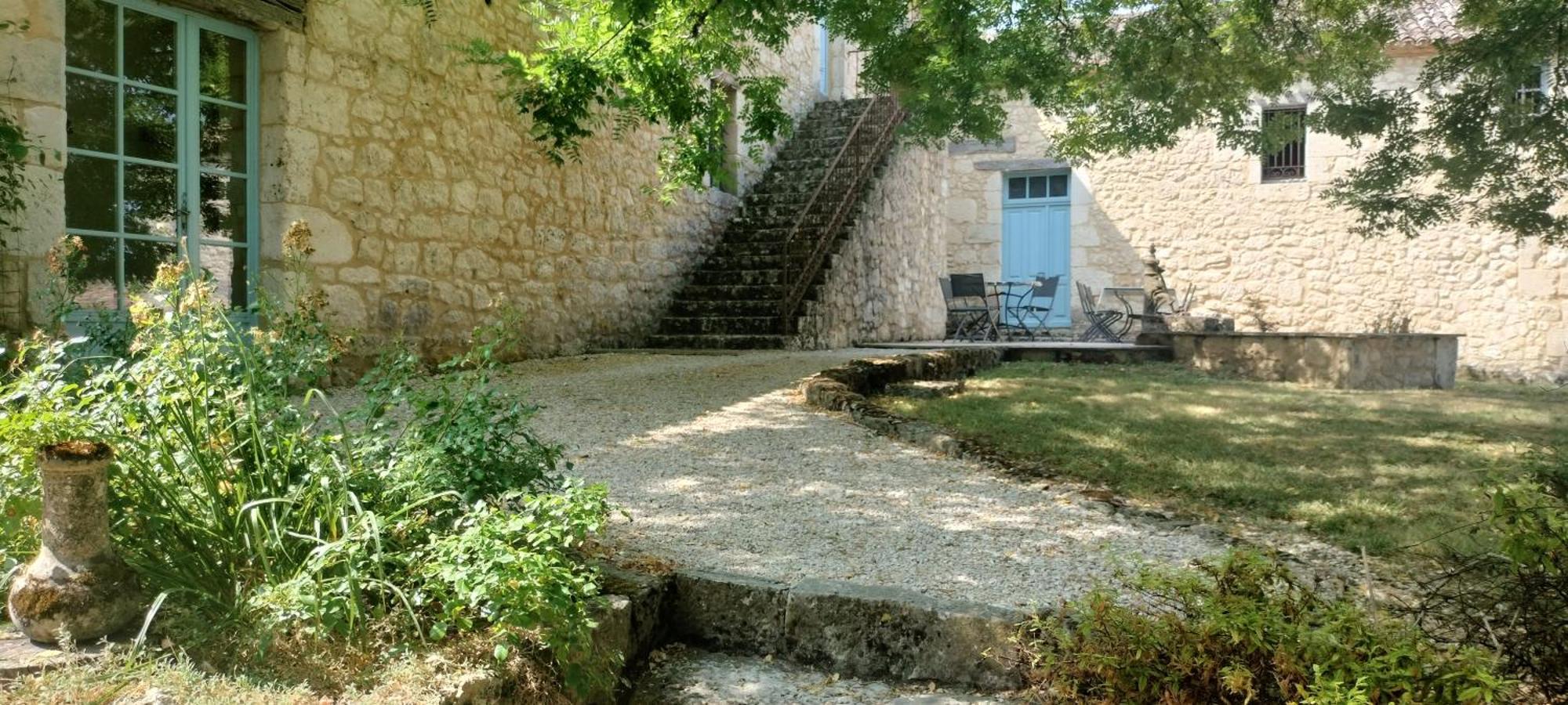 Chambre D'Hote "La Pierre" Domaine De Fonpeyroune Hotell Conne-de-Labarde Exteriör bild